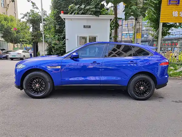 Jaguar F-PACE 2018