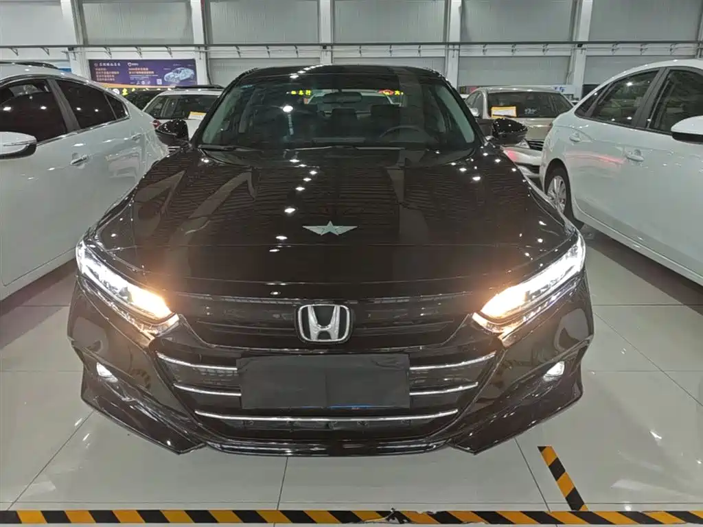 Honda Accord 2023 — фото 3
