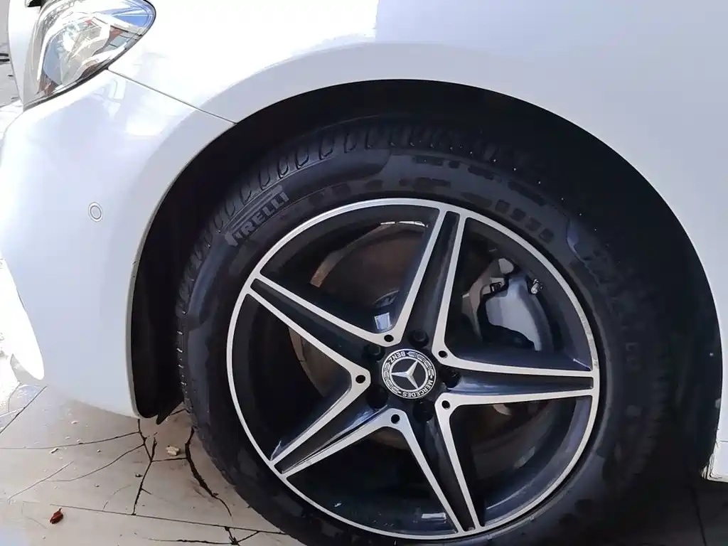 Mercedes-Benz E-Class 2019
