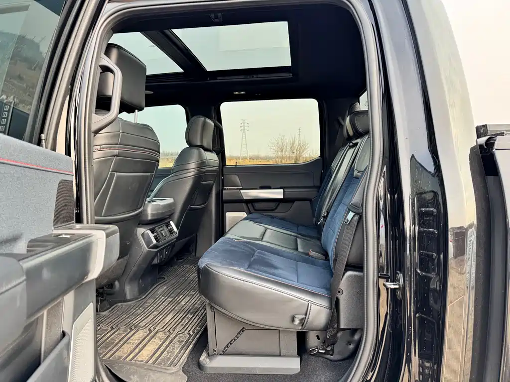 Ford F-150 Raptor 2023 — фото 8