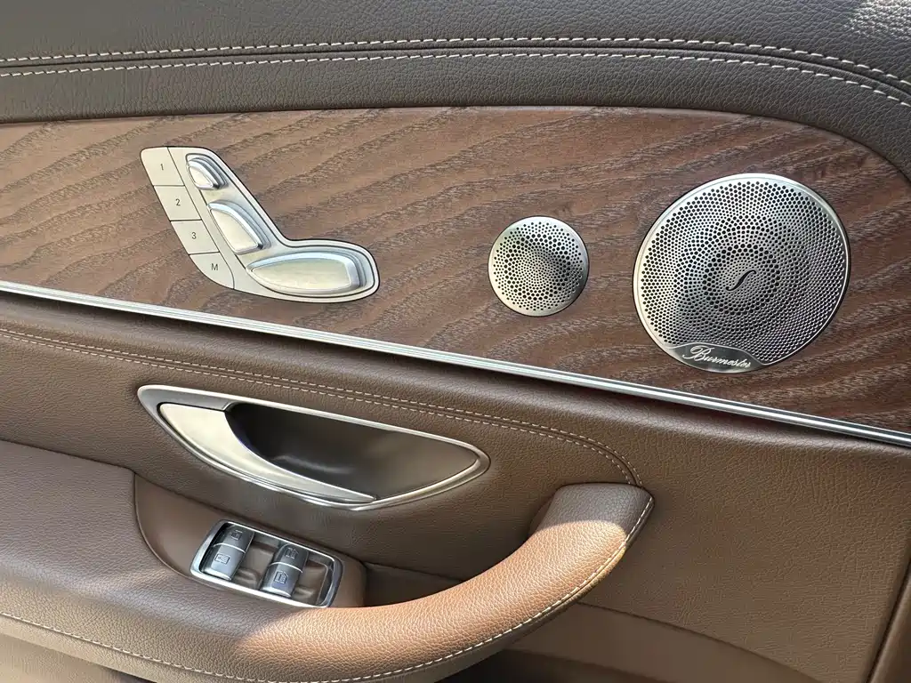 Mercedes-Benz E-Class 2023 — фото 21