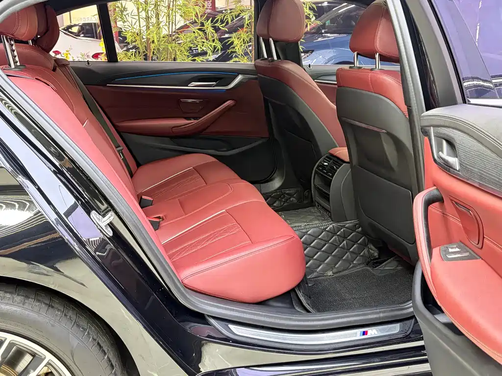 BMW 5 Series New Energy 2021 — фото 14