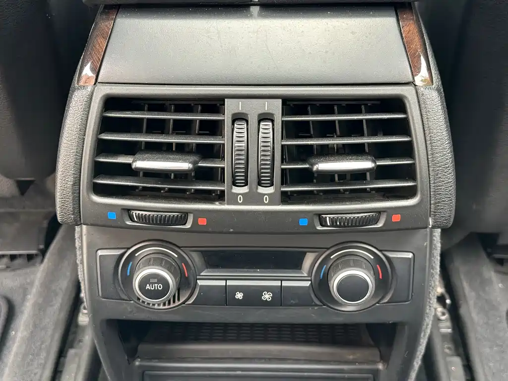 BMW X5 2012 — фото 13