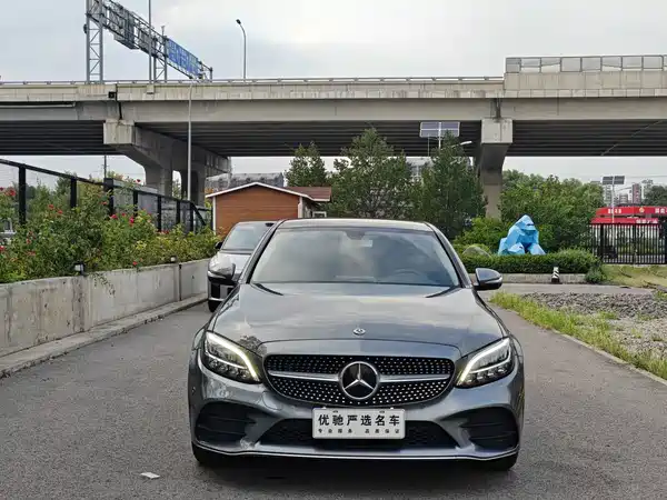 Mercedes-Benz C-Class 2020