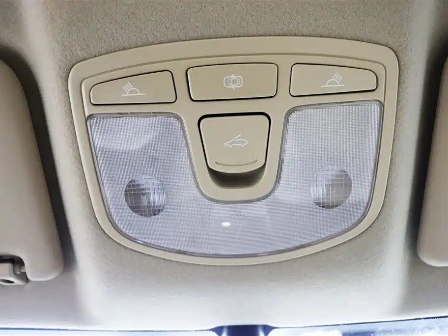 BAIC Motor E Series 2014 — фото 16