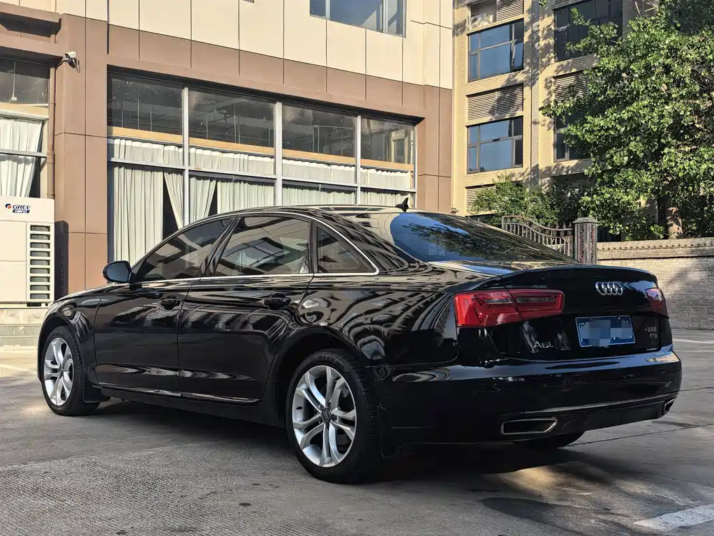 Audi A6L 2015 — фото 9
