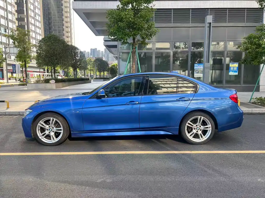 BMW 3 Series 2017 — фото 10