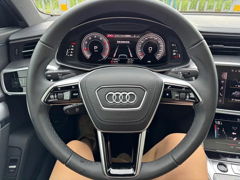 Audi A6L 2025
