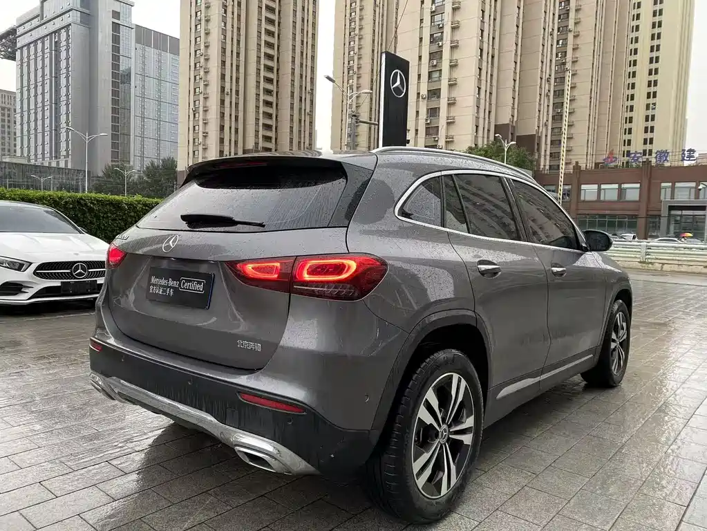 Mercedes-Benz GLA 2023 — фото 8