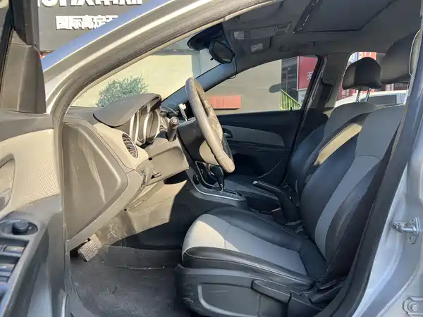 Chevrolet Cruze 2013