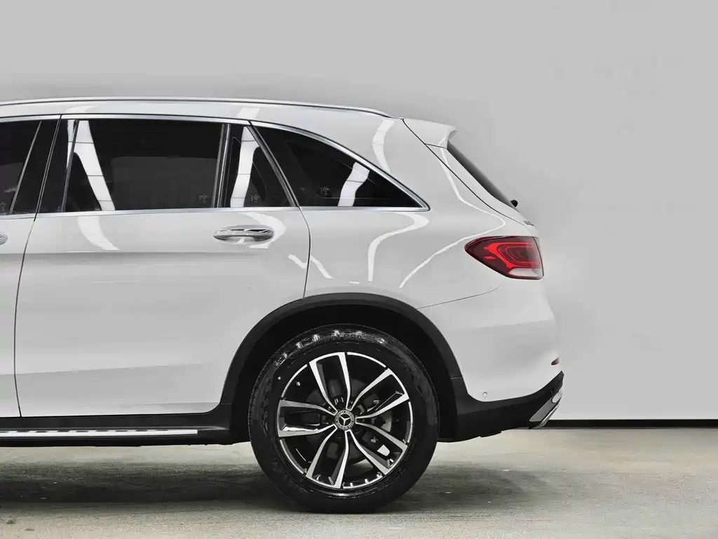 Mercedes-Benz GLC 2020 — фото 20