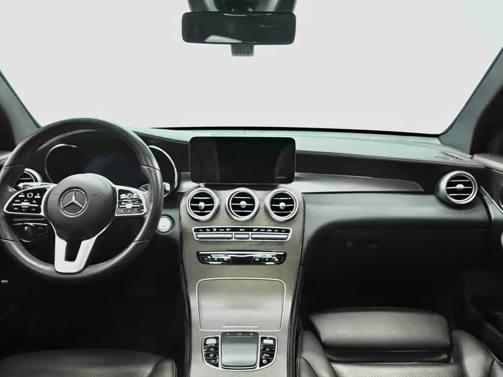 Mercedes-Benz GLC 2020 — фото 31