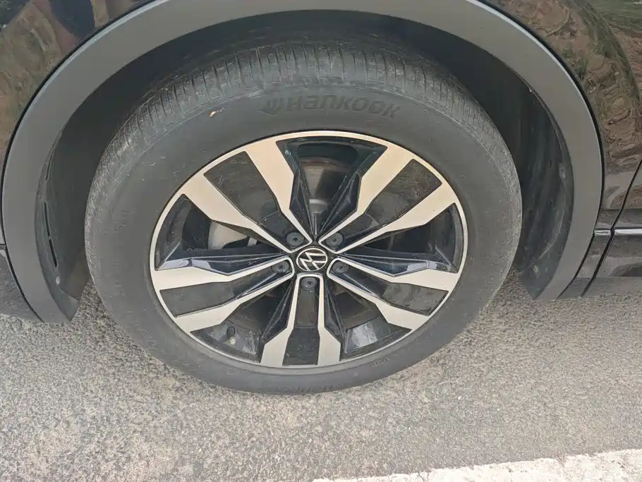 Volkswagen Tiguan L 2021