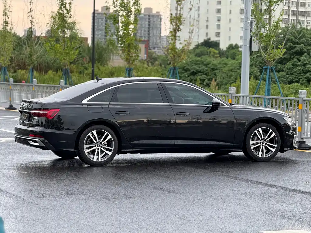 Audi A6L 2025 — фото 8