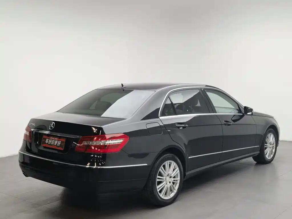Mercedes-Benz E-Class 2013