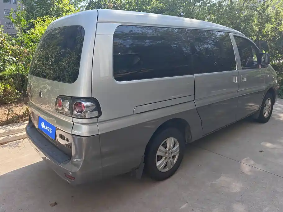 Dongfeng Lingzhi 2016