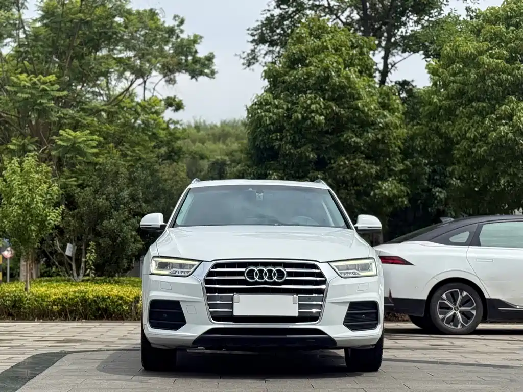 Audi Q3 2017 — фото 2