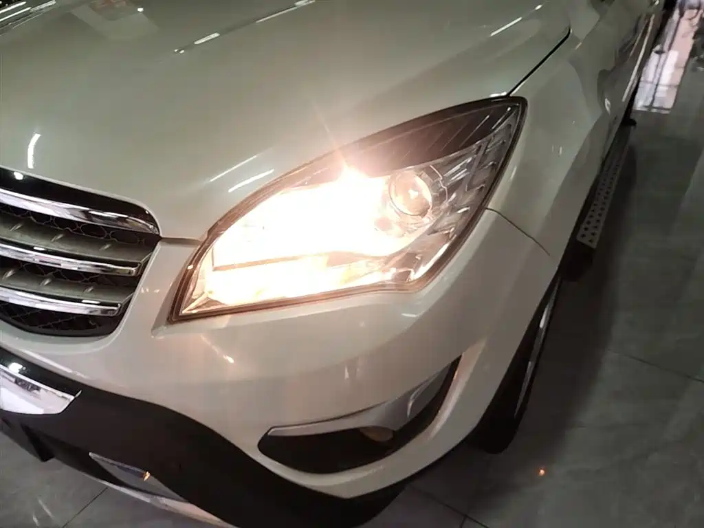 Changan CS35 2015 — фото 24