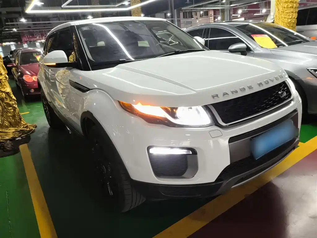 Land Rover Evoque 2017 — фото 22