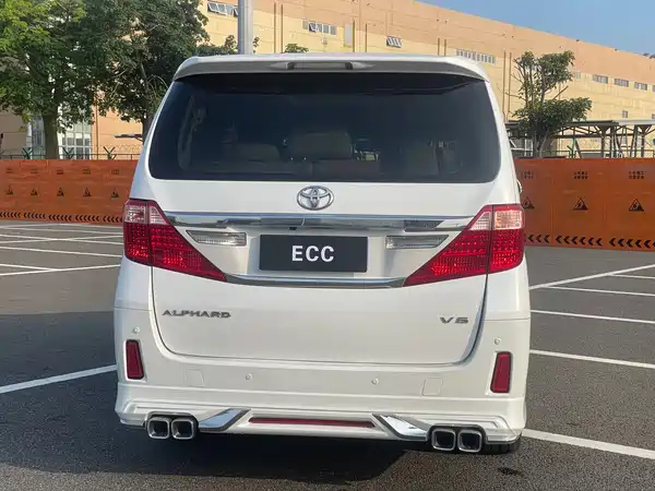 Toyota Alphard 2012