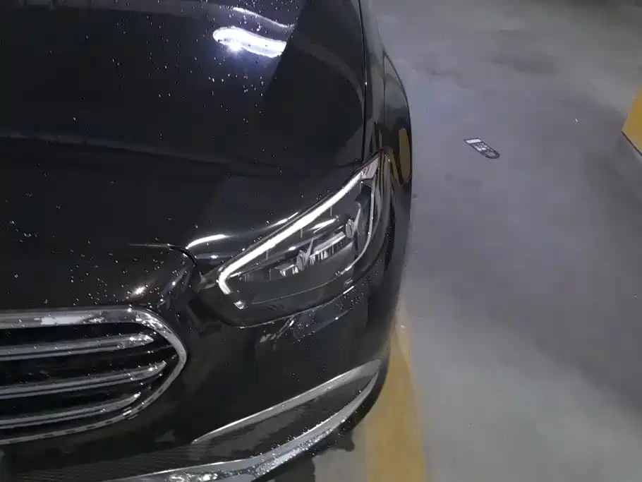 Mercedes-Benz E-Class 2023