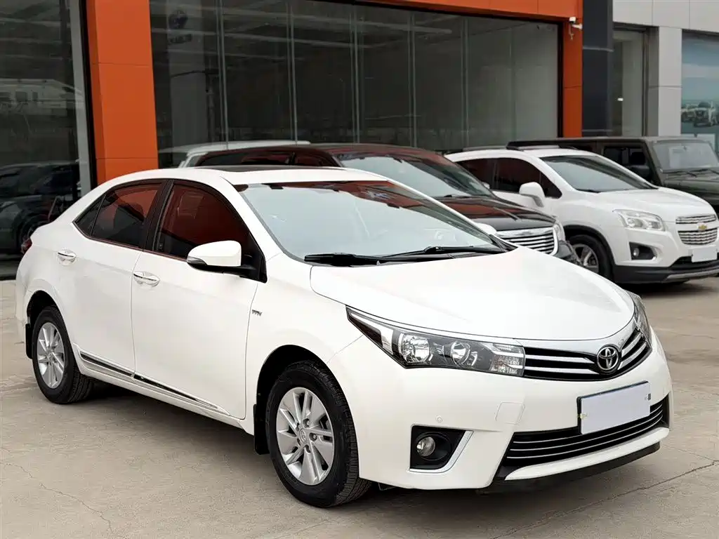 Toyota Corolla 2016 — фото 3
