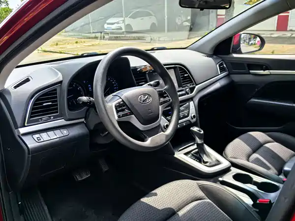 Hyundai Celesta 2016