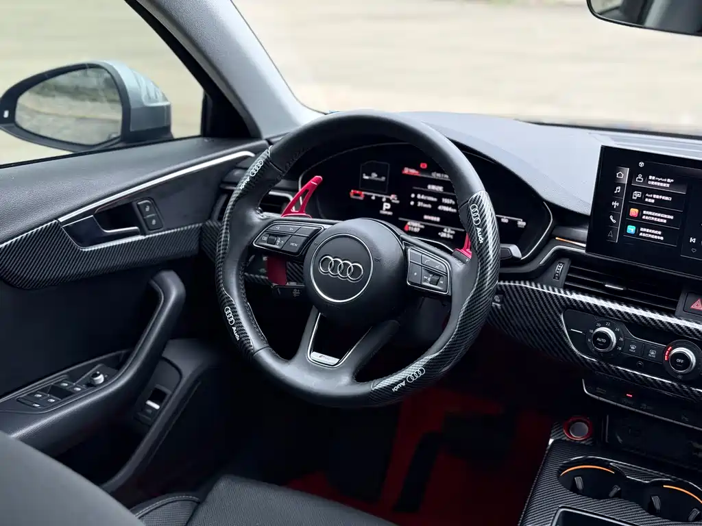 Audi A4L 2021 — фото 12