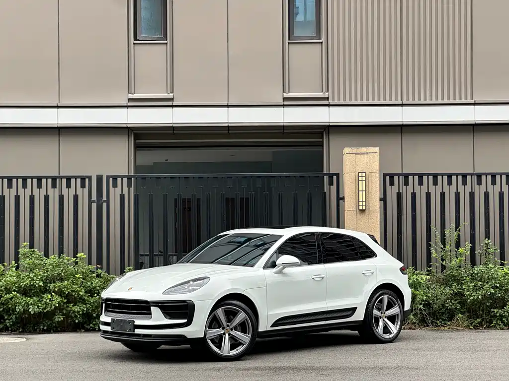 Porsche Macan 2023