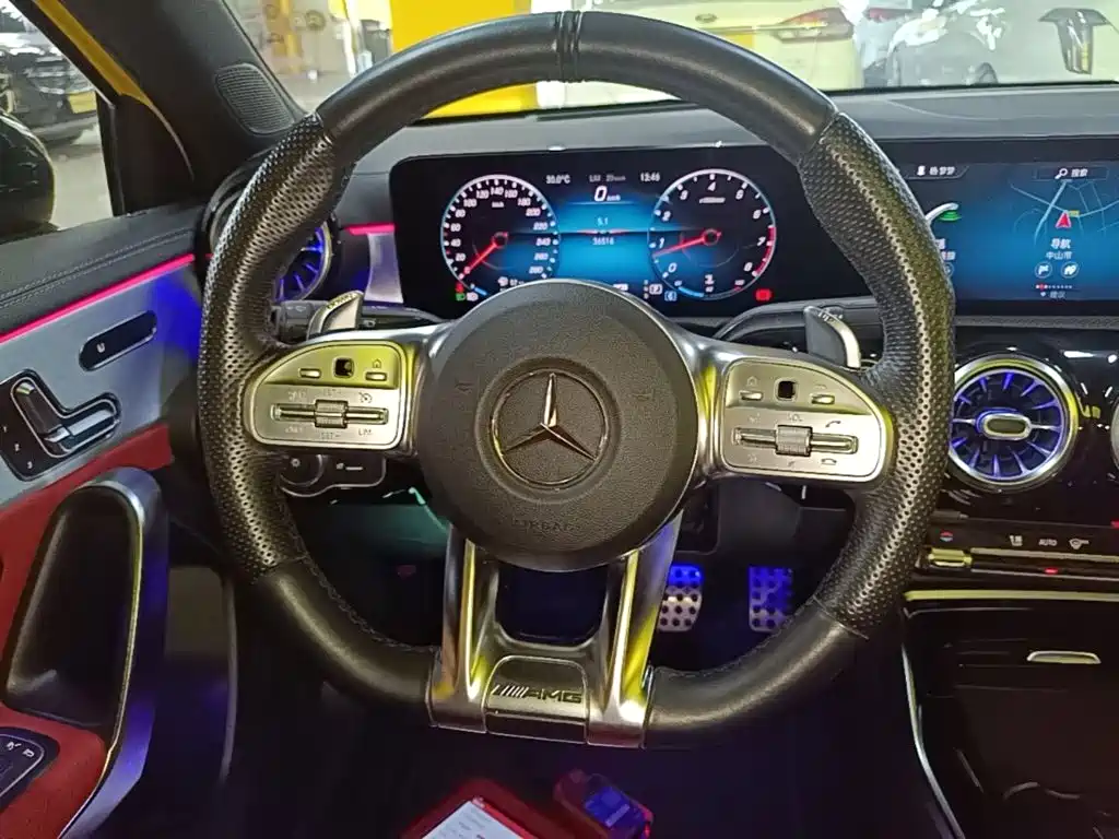 Mercedes-Benz A-Class AMG 2021 — фото 11