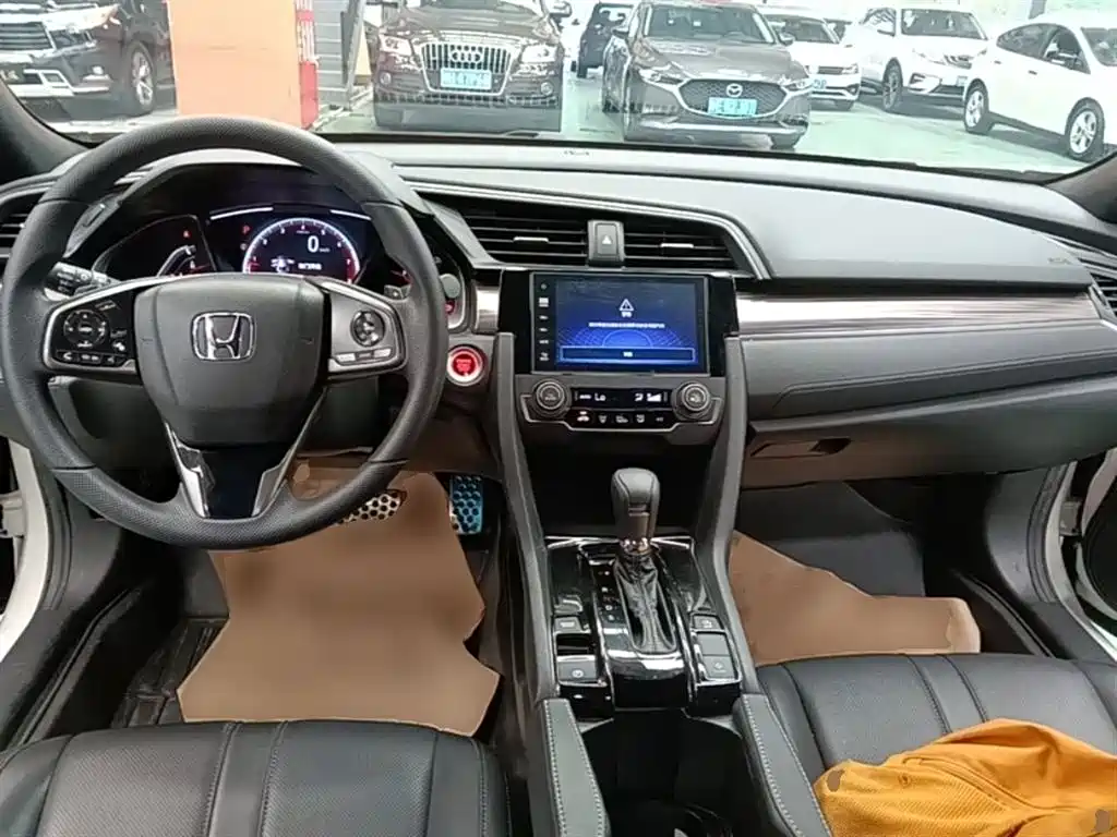 Honda Civic 2022 — фото 10