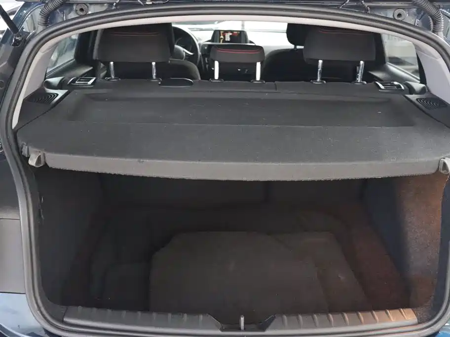 BMW 1 Series 2014 — фото 17