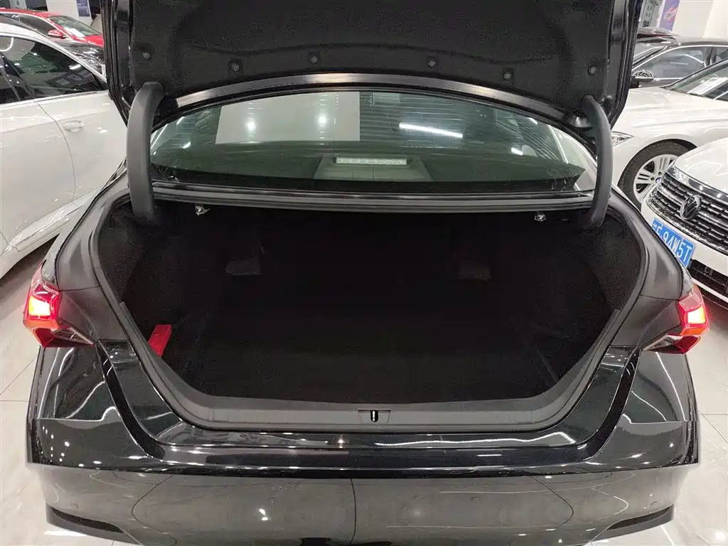 Toyota Avalon 2021 — фото 19