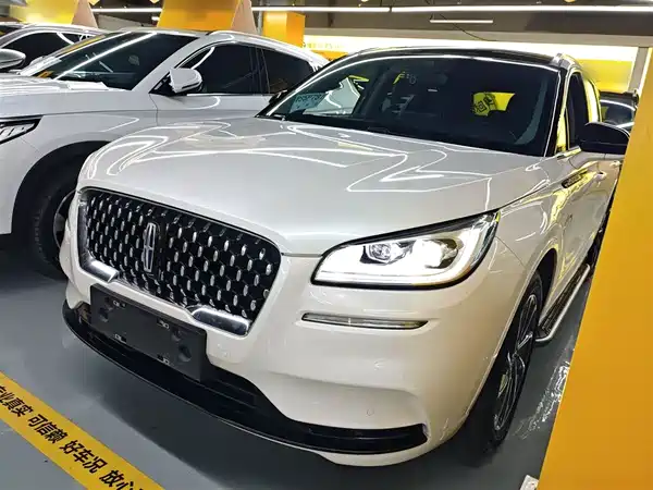Lincoln Corsair 2021