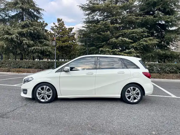 Mercedes-Benz B-Class 2017