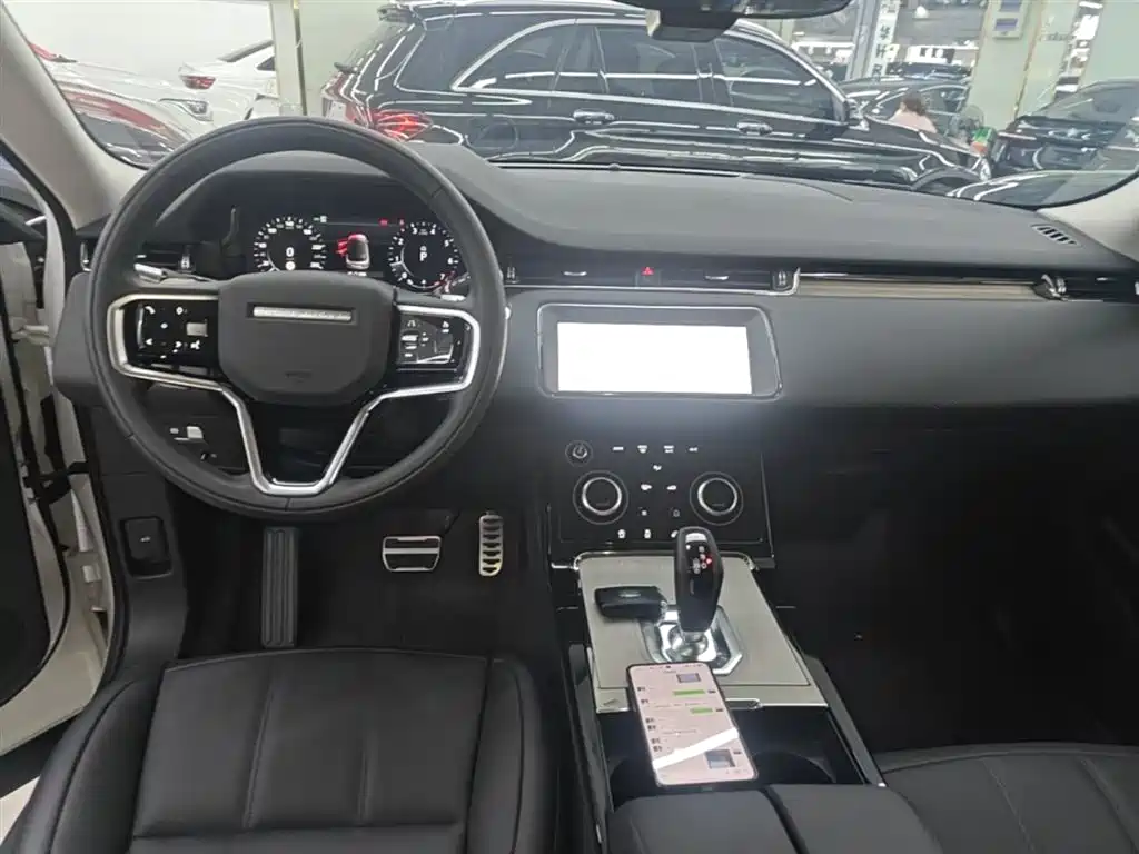 Land Rover Evoque 2021 — фото 10