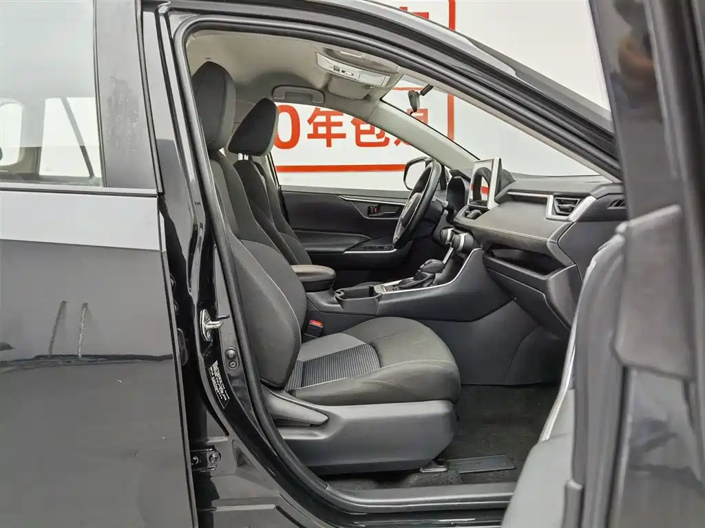 Toyota Wildlander 2022 — фото 23