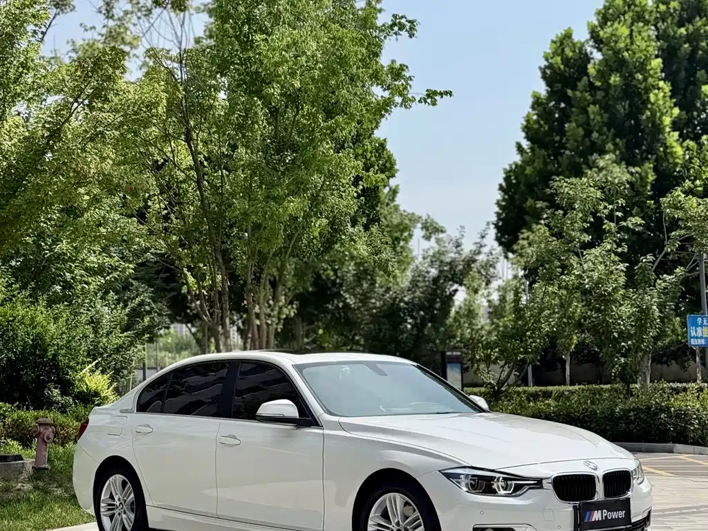 BMW 3 Series 2016