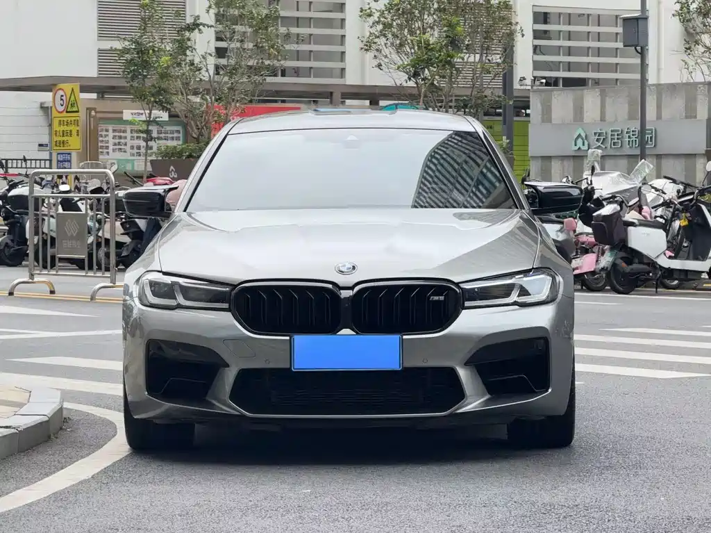 BMW M5 2022 — фото 2