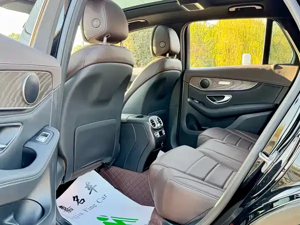 Mercedes-Benz GLC 2021