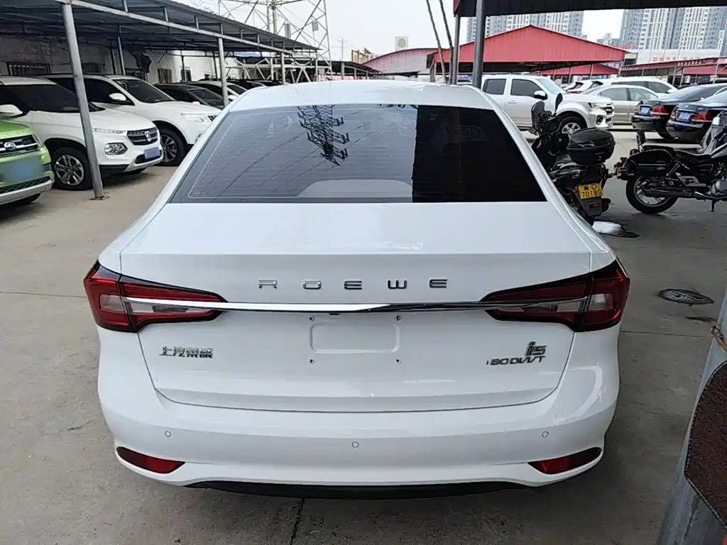 Roewe i5 2020
