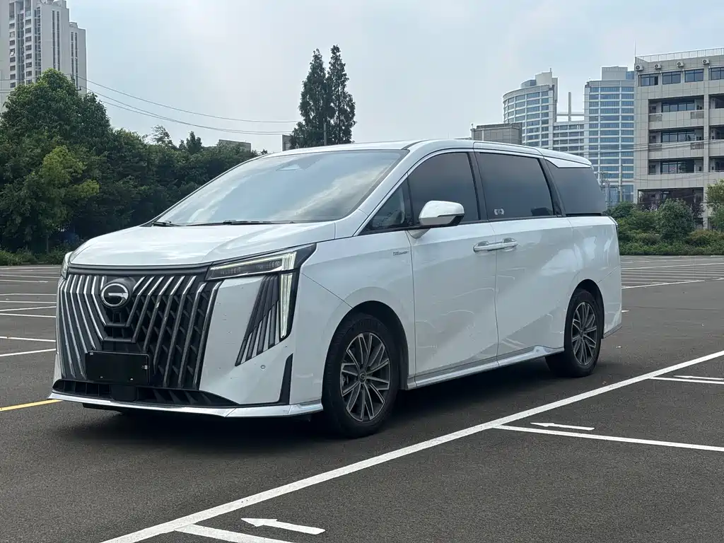GAC Motor Trumpchi M8 2023 — фото 1