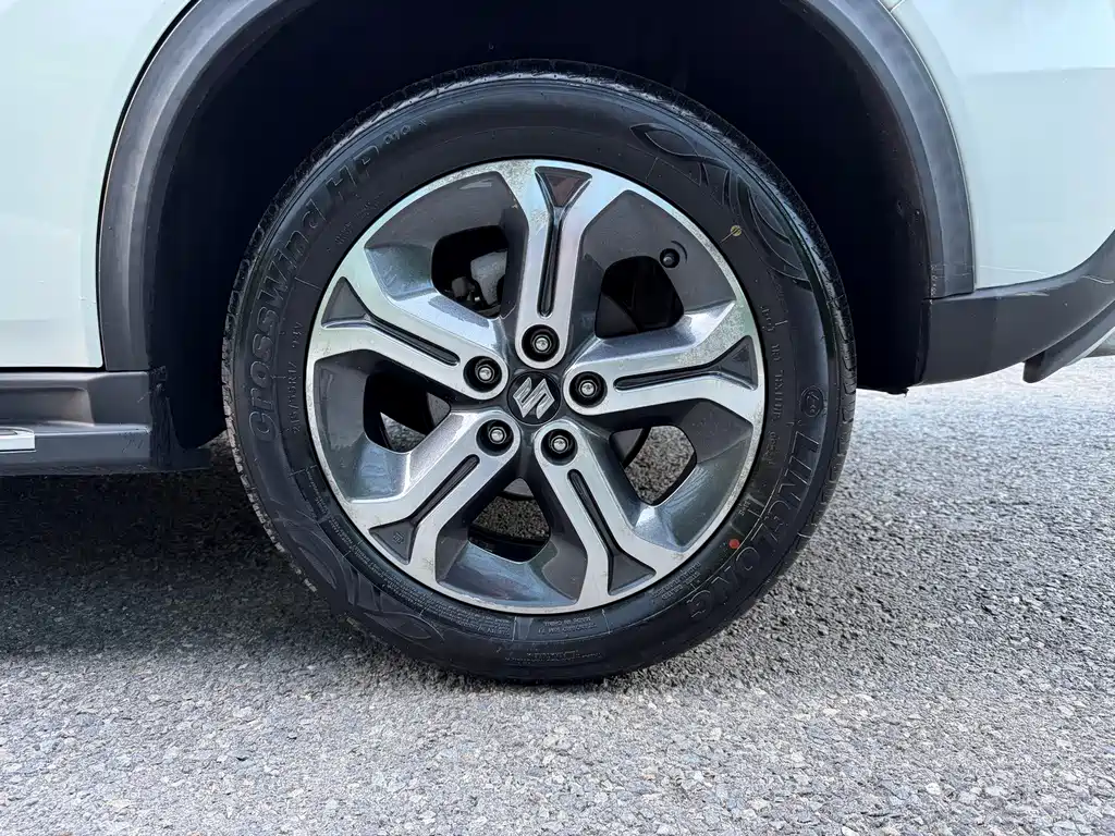 Suzuki Vitara 2016 — фото 14