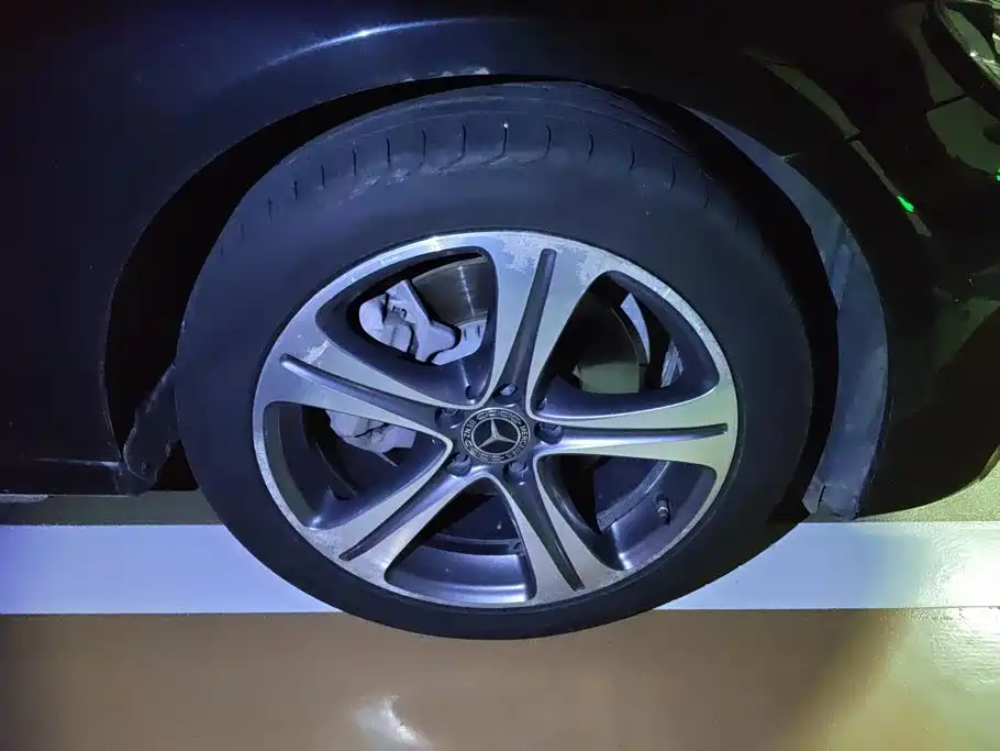 Mercedes-Benz E-Class 2018