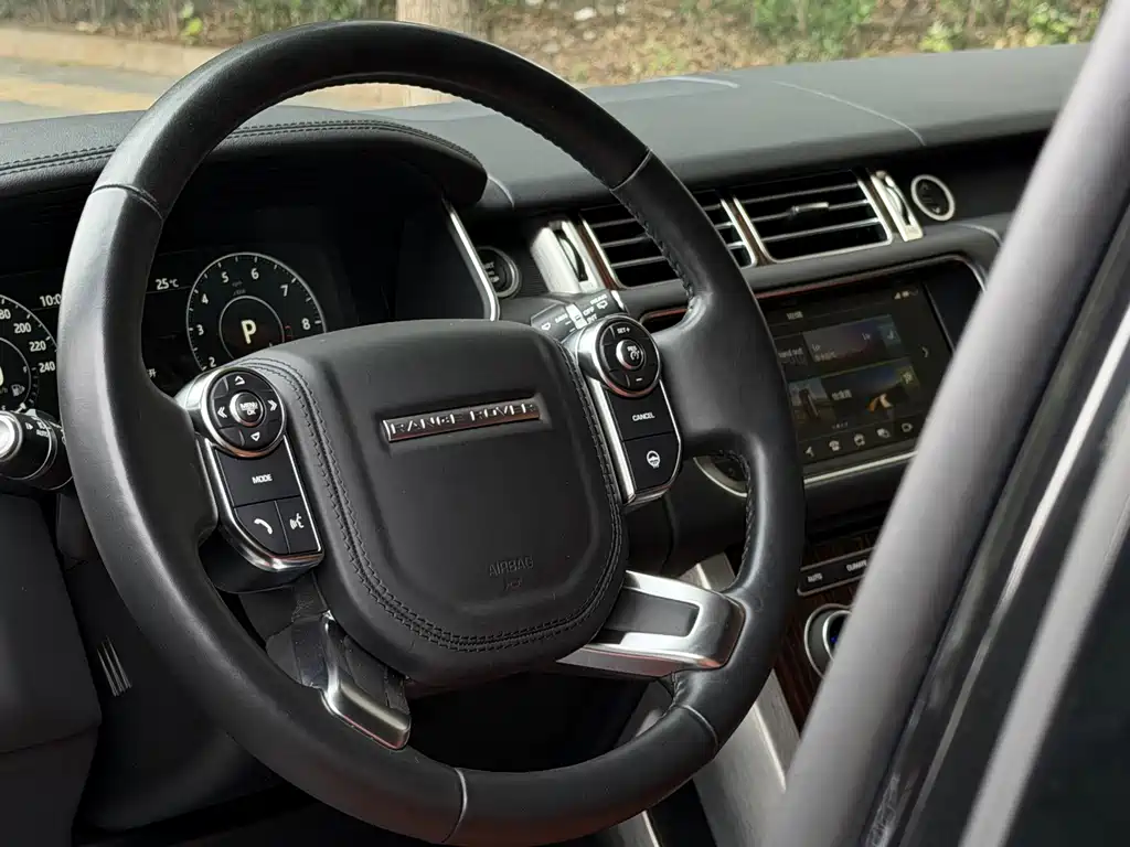 Land Rover Range Rover 2017 — фото 14