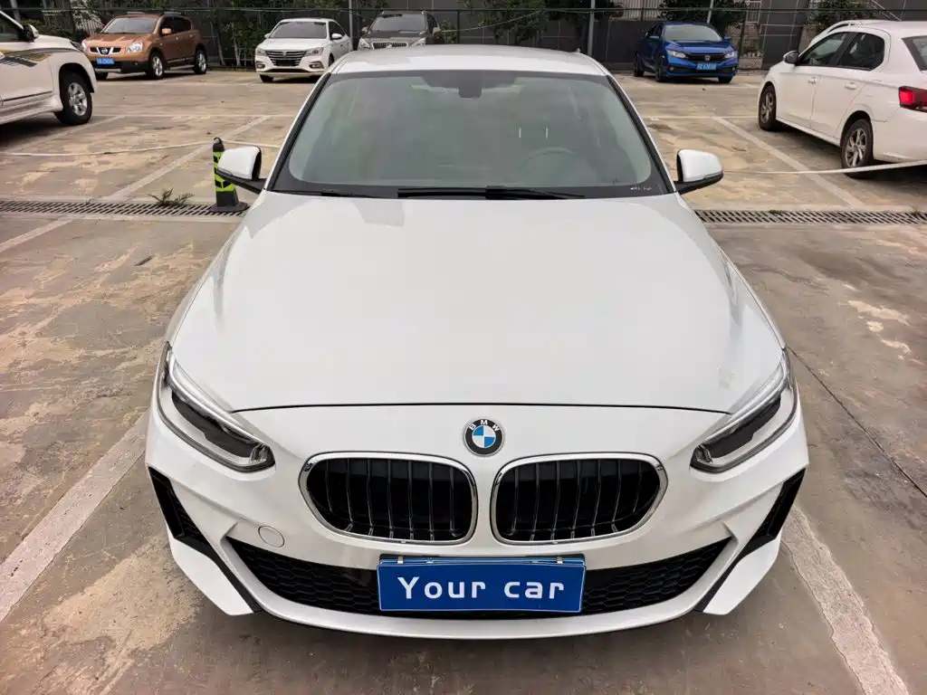 BMW 1 Series 2021