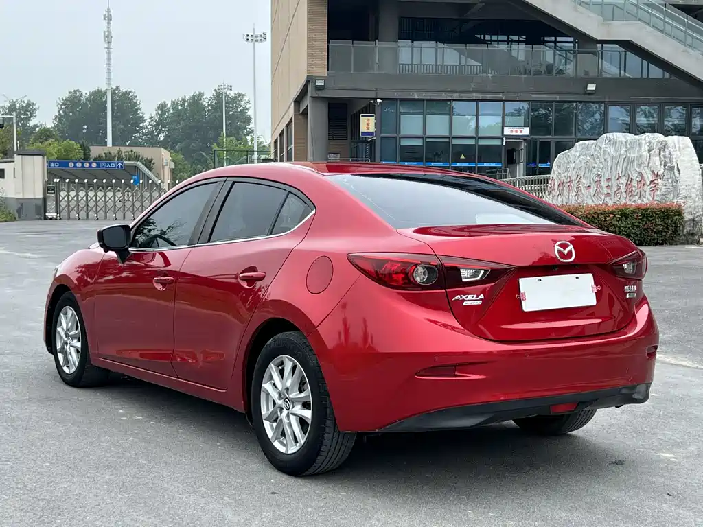 Mazda 3 Axela 2019