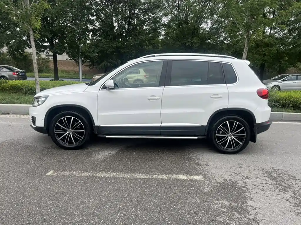 Volkswagen Tiguan 2015 — фото 15