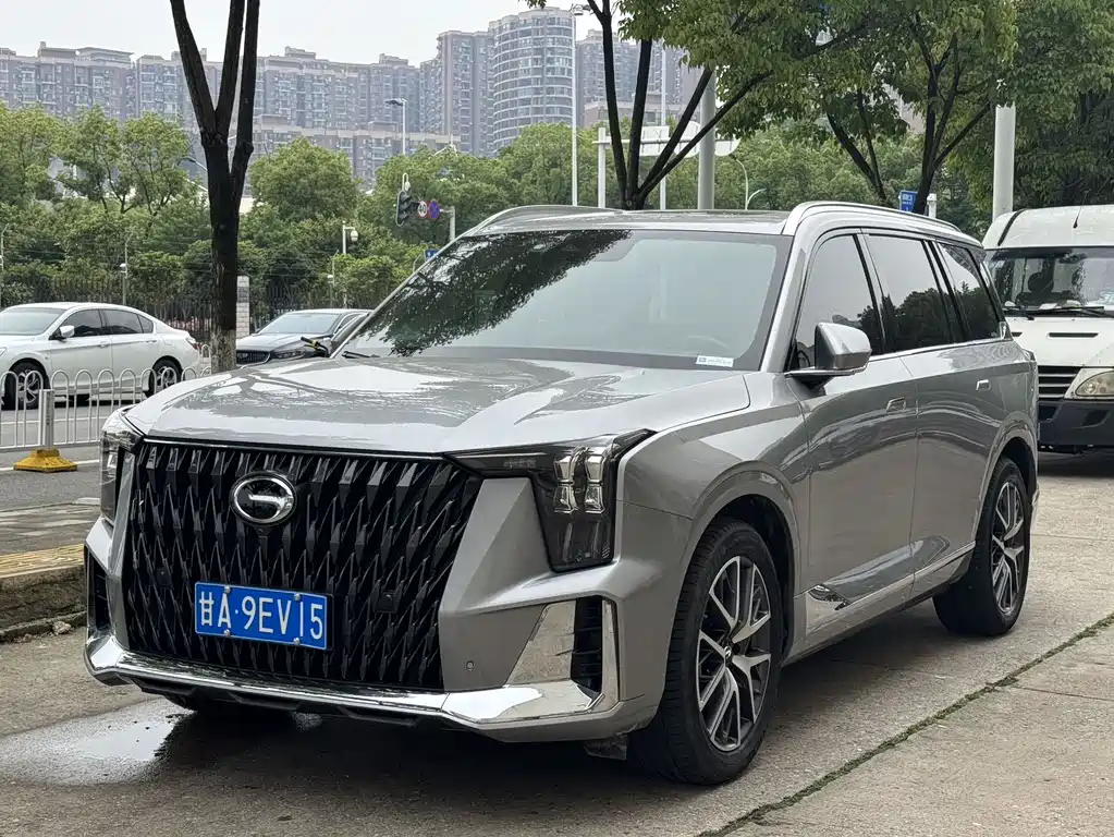 GAC Motor Trumpchi GS8 2023 — фото 1