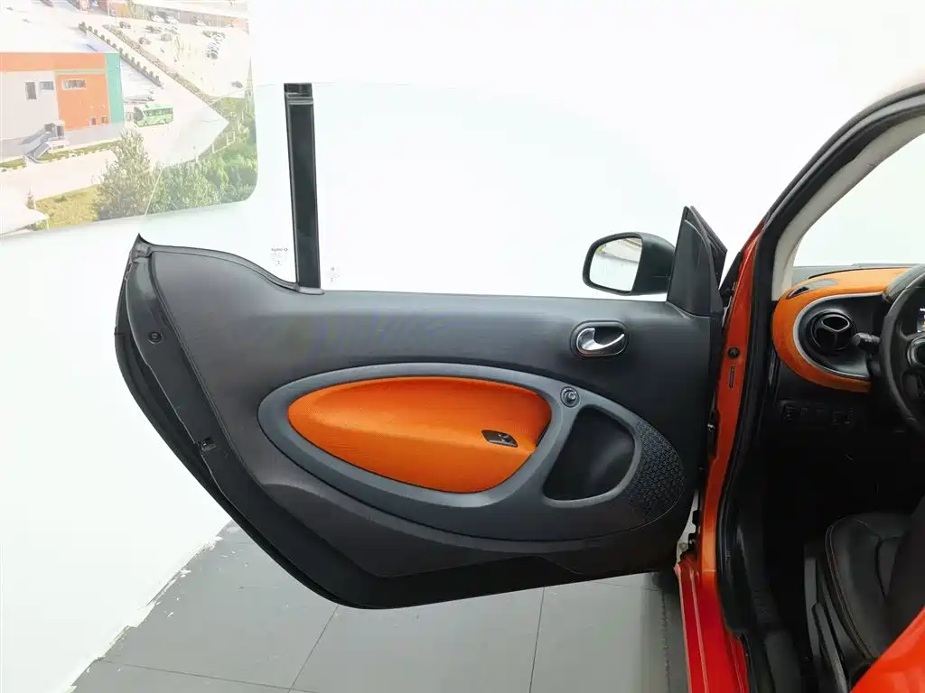 smart Fortwo 2016 — фото 8